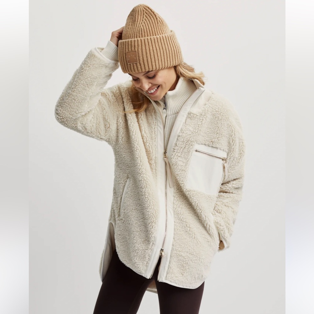 Varley Marney Oversized Fuzzy Jacket in Cream Large